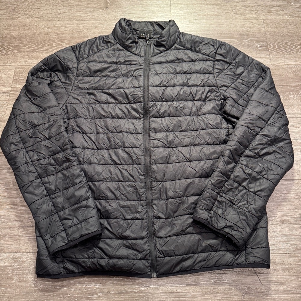 True Classic Puffer Jacket Mens XL Black Nylon Quilted Lightweight Full Zip Coat